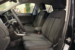 met. musta Volkswagen T-Roc 2025 kuva 8.