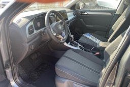 Harmaa Volkswagen T-Roc 2025 kuva 6.