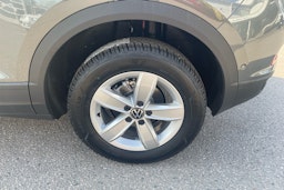 Harmaa Volkswagen T-Roc 2025 kuva 10.
