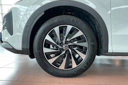 valkoinen Volkswagen T-Roc 2026 kuva 10.