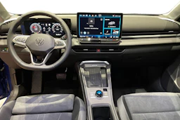 sininen Volkswagen T-Roc 2026 kuva 7.