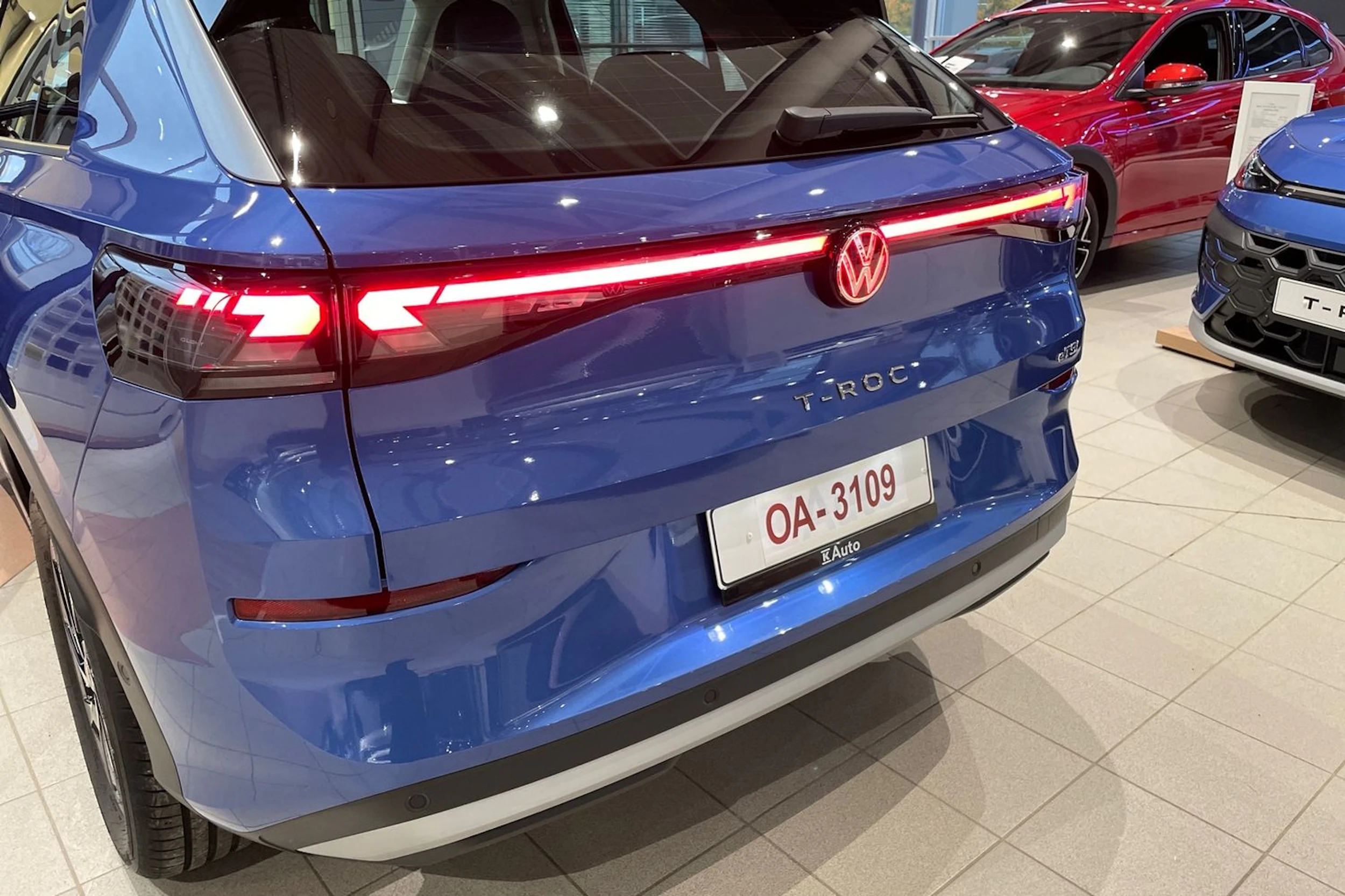 sininen Volkswagen T-Roc 2026 kuva 14.