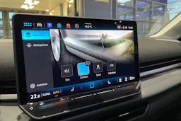 sininen Volkswagen T-Roc 2026 kuva 22.