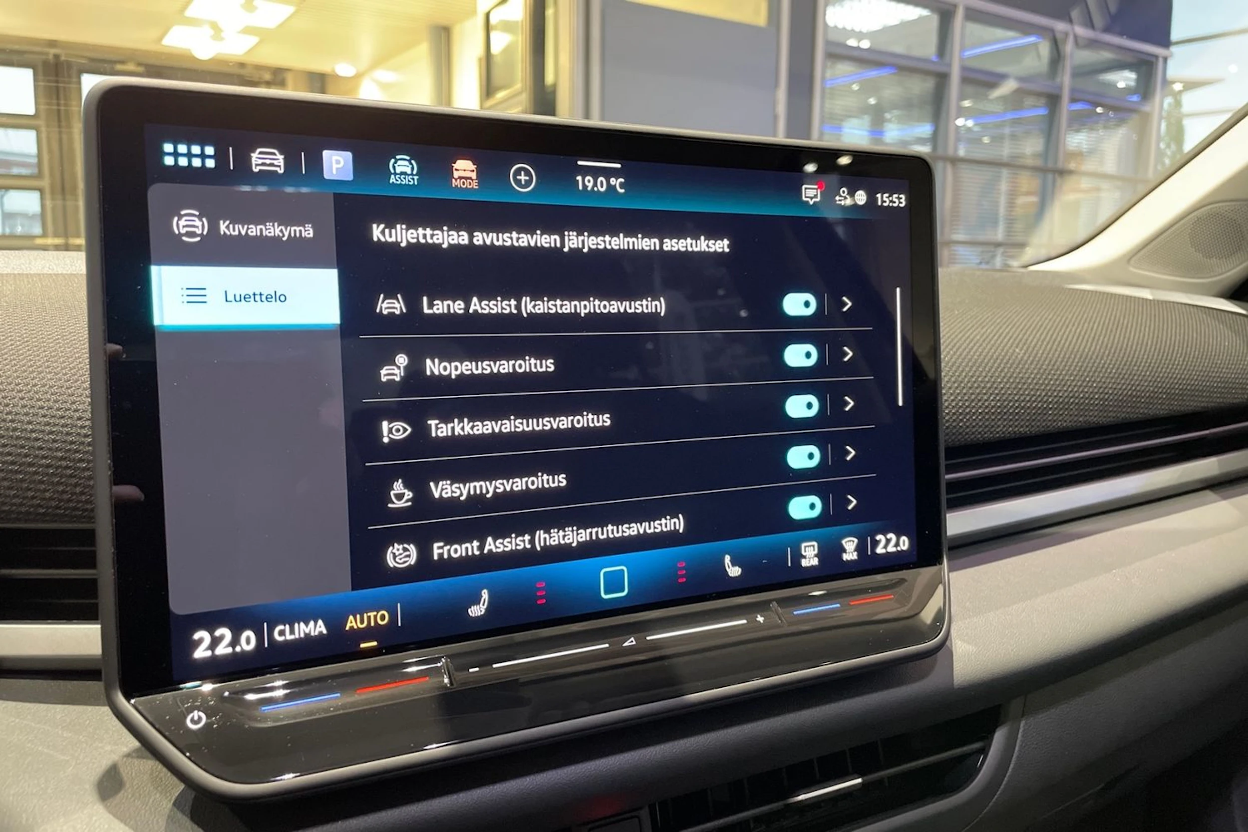 sininen Volkswagen T-Roc 2026 kuva 23.