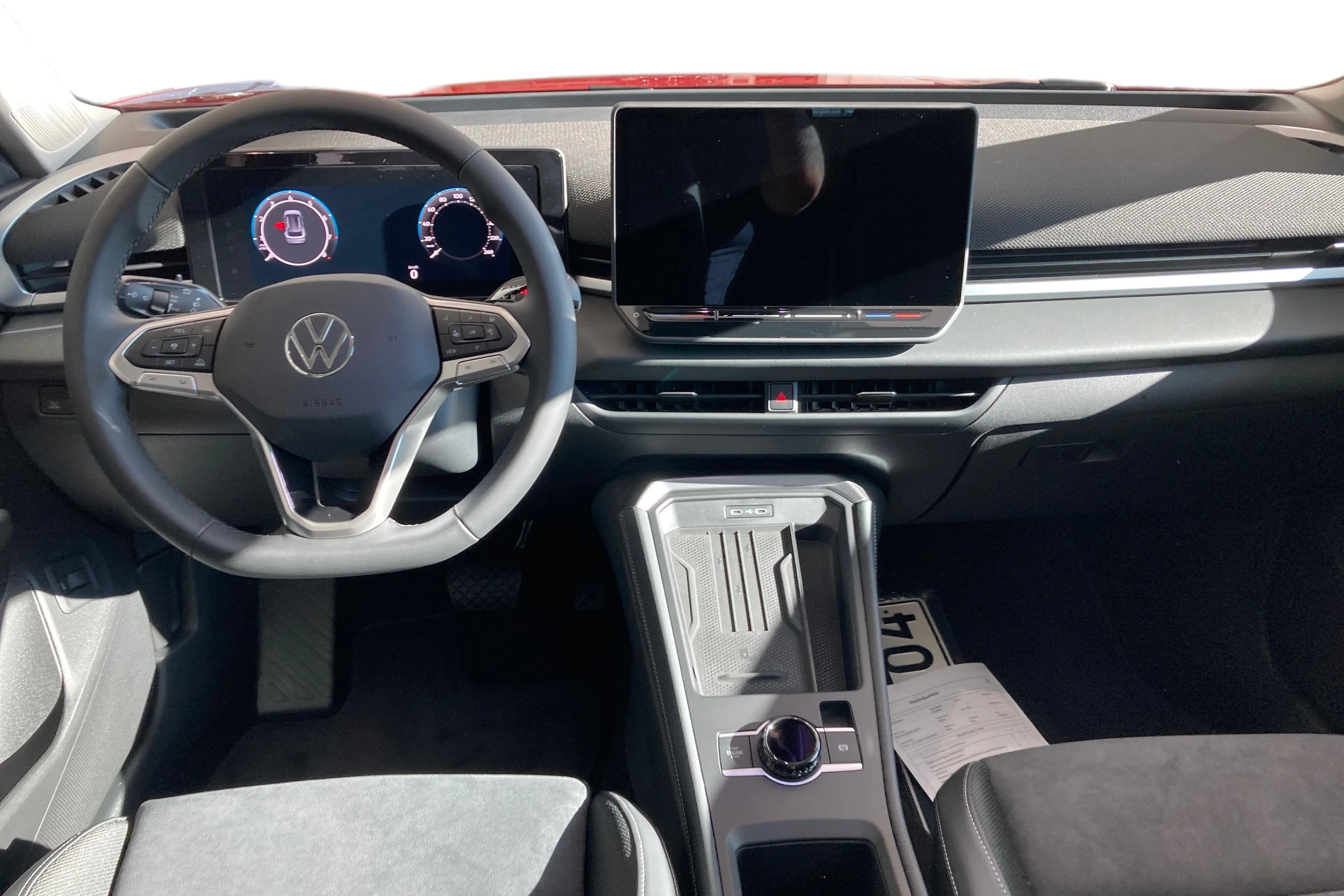 met. punainen Volkswagen T-Roc 2026 kuva 7.