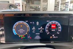 met. punainen Volkswagen T-Roc 2026 kuva 12.