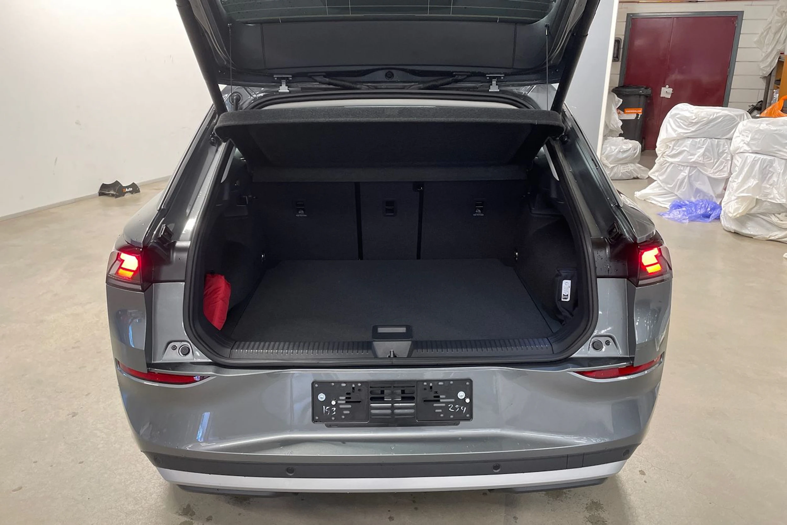 harmaa Volkswagen T-Roc 2026 kuva 12.