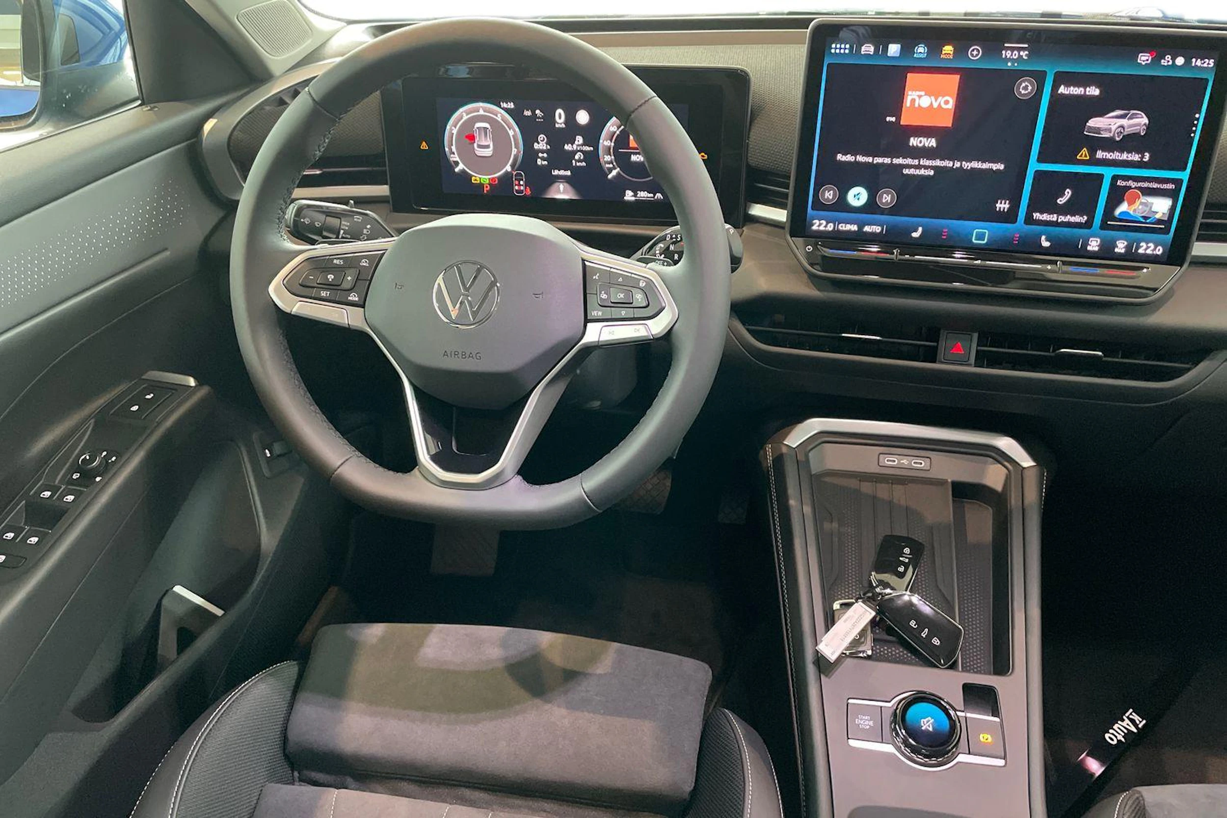 sininen Volkswagen T-Roc 2026 kuva 7.