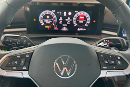 sininen Volkswagen T-Roc 2026 kuva 12.