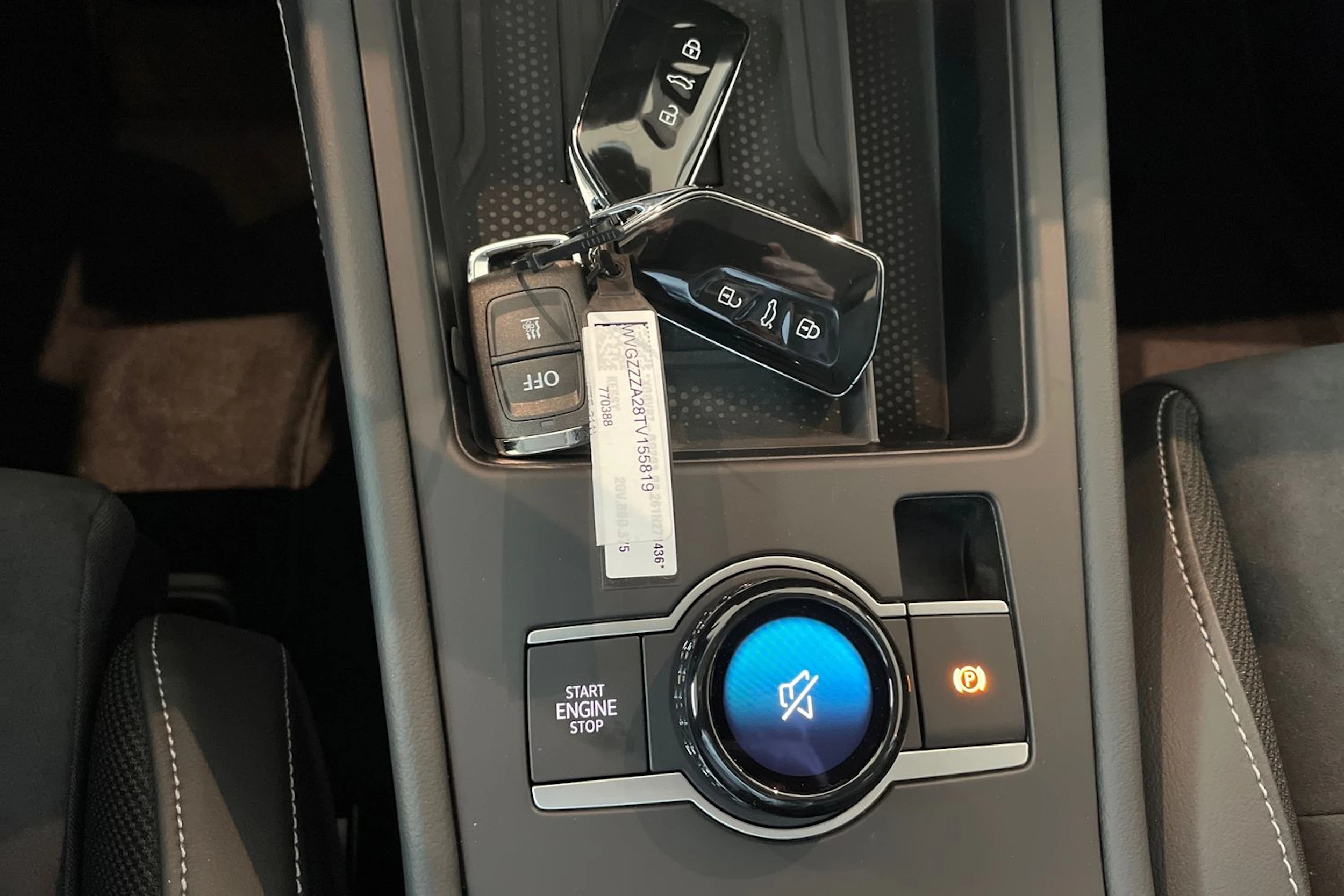 sininen Volkswagen T-Roc 2026 kuva 18.