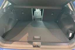 sininen Volkswagen T-Roc 2026 kuva 19.
