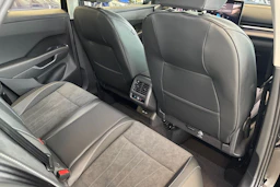 musta Volkswagen T-Roc 2026 kuva 18.