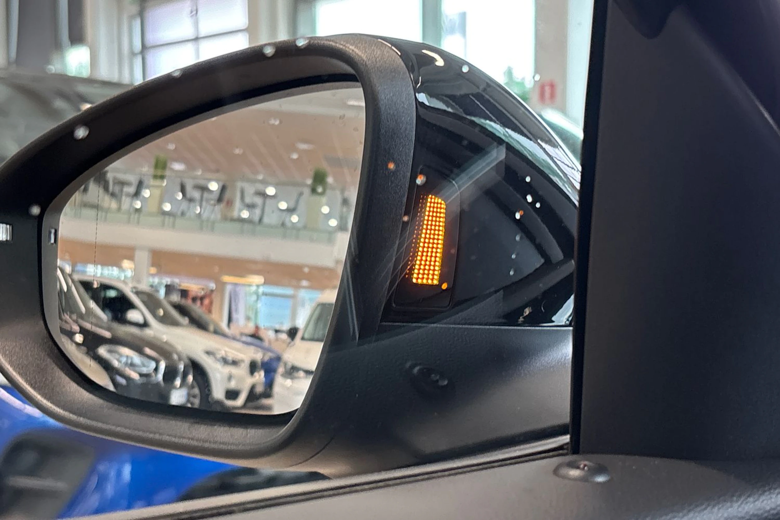 musta Volkswagen T-Roc 2026 kuva 26.