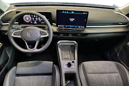 sininen Volkswagen T-Roc 2026 kuva 7.