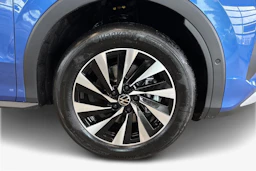 sininen Volkswagen T-Roc 2026 kuva 9.