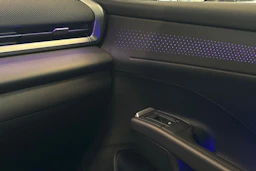 sininen Volkswagen T-Roc 2026 kuva 39.