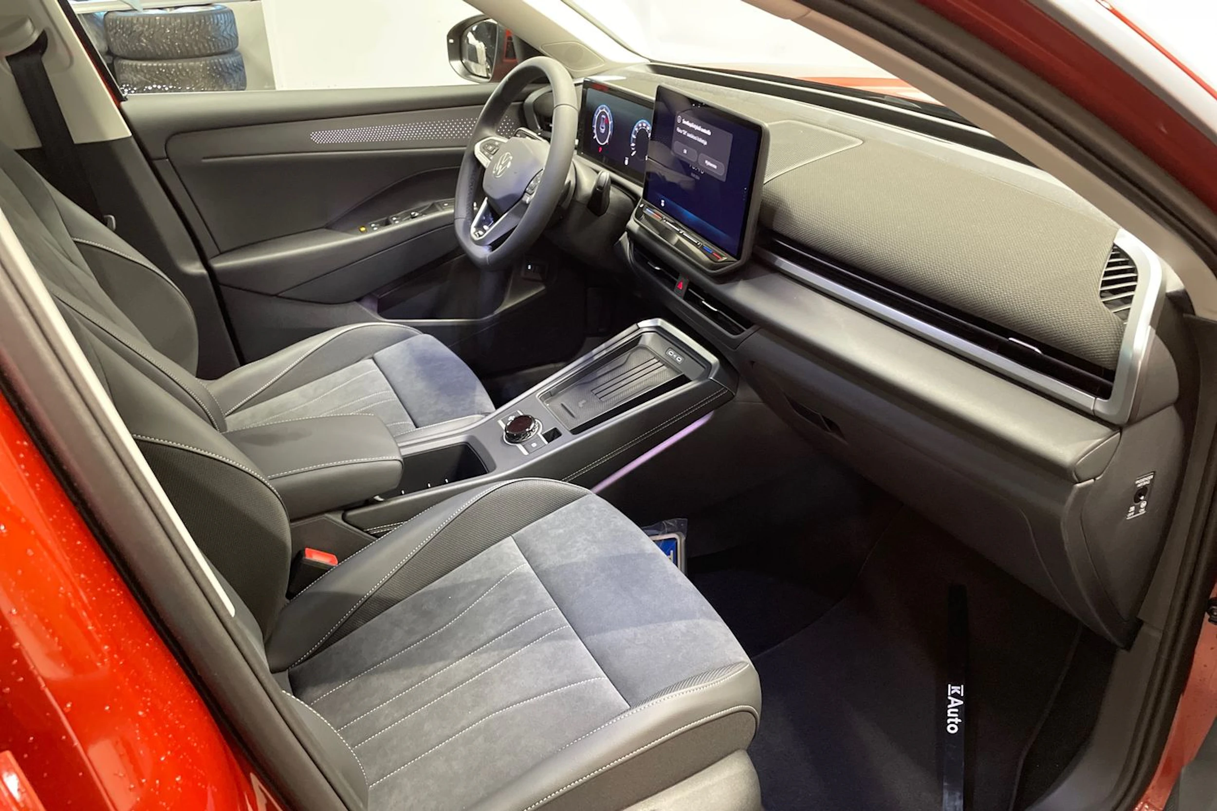 punainen Volkswagen T-Roc 2026 kuva 14.