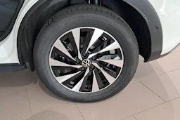 valkoinen Volkswagen T-Roc 2026 kuva 10.
