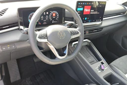 valkoinen Volkswagen T-Roc 2026 kuva 6.