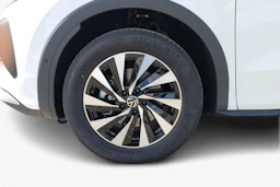 valkoinen Volkswagen T-Roc 2026 kuva 9.