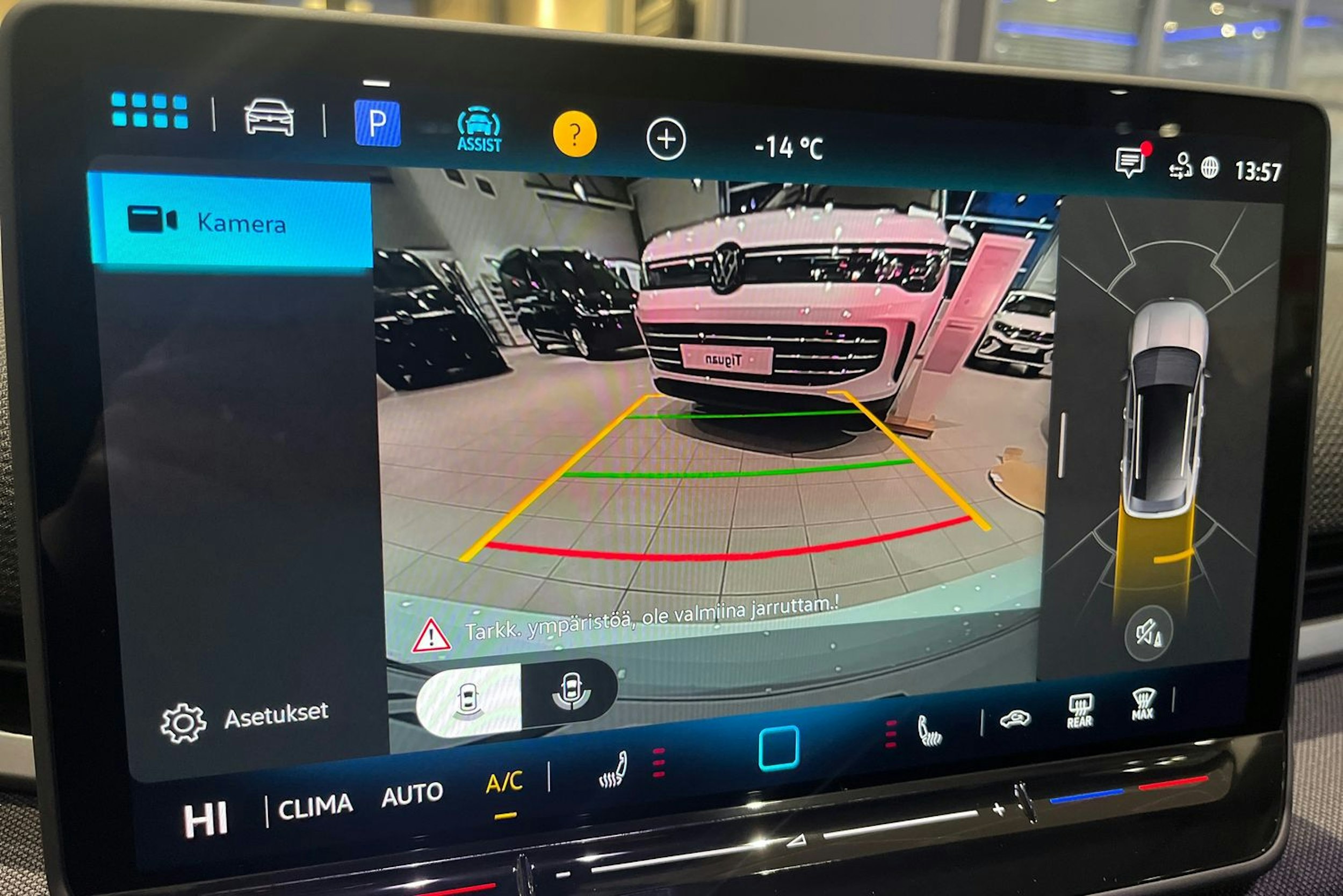 valkoinen Volkswagen T-Roc 2026 kuva 13.