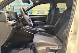 valkoinen Volkswagen T-Roc 2026 kuva 11.