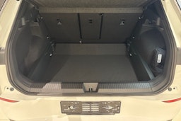 valkoinen Volkswagen T-Roc 2026 kuva 14.