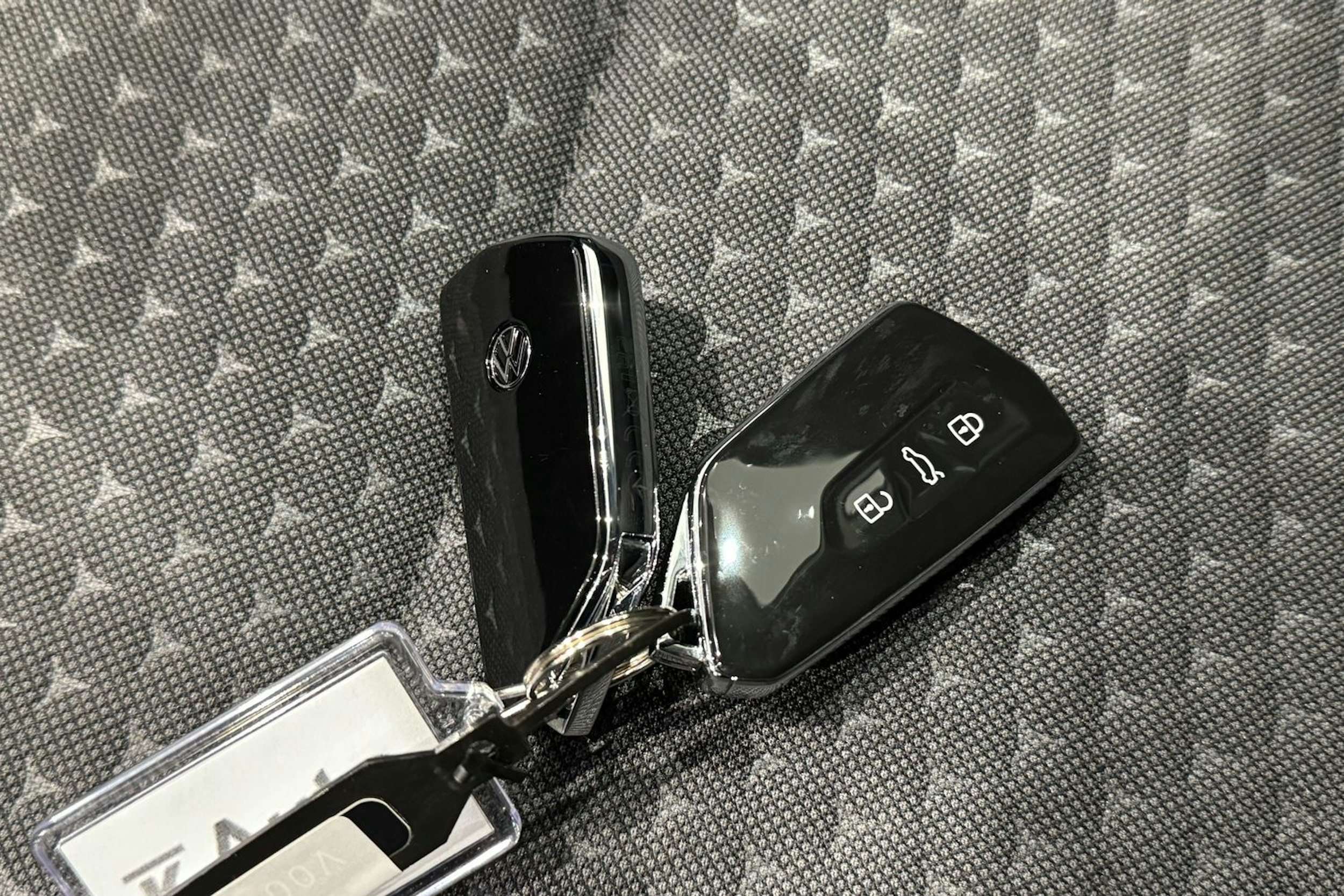 valkoinen Volkswagen T-Roc 2026 kuva 26.