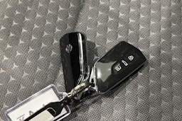 valkoinen Volkswagen T-Roc 2026 kuva 26.