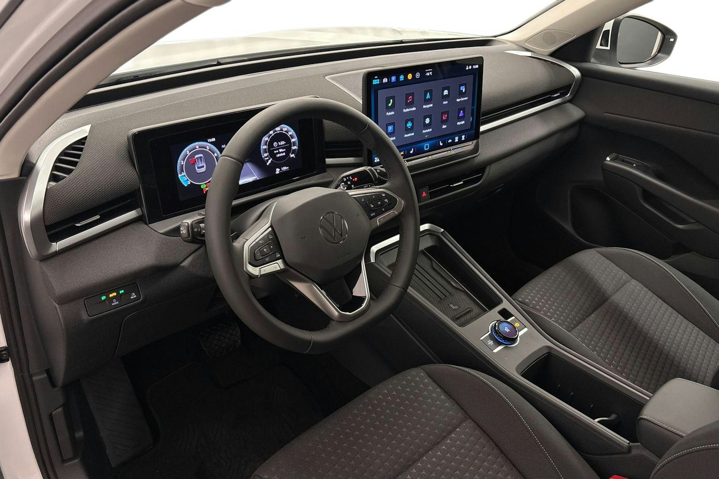 valkoinen Volkswagen T-Roc 2026 kuva 6.