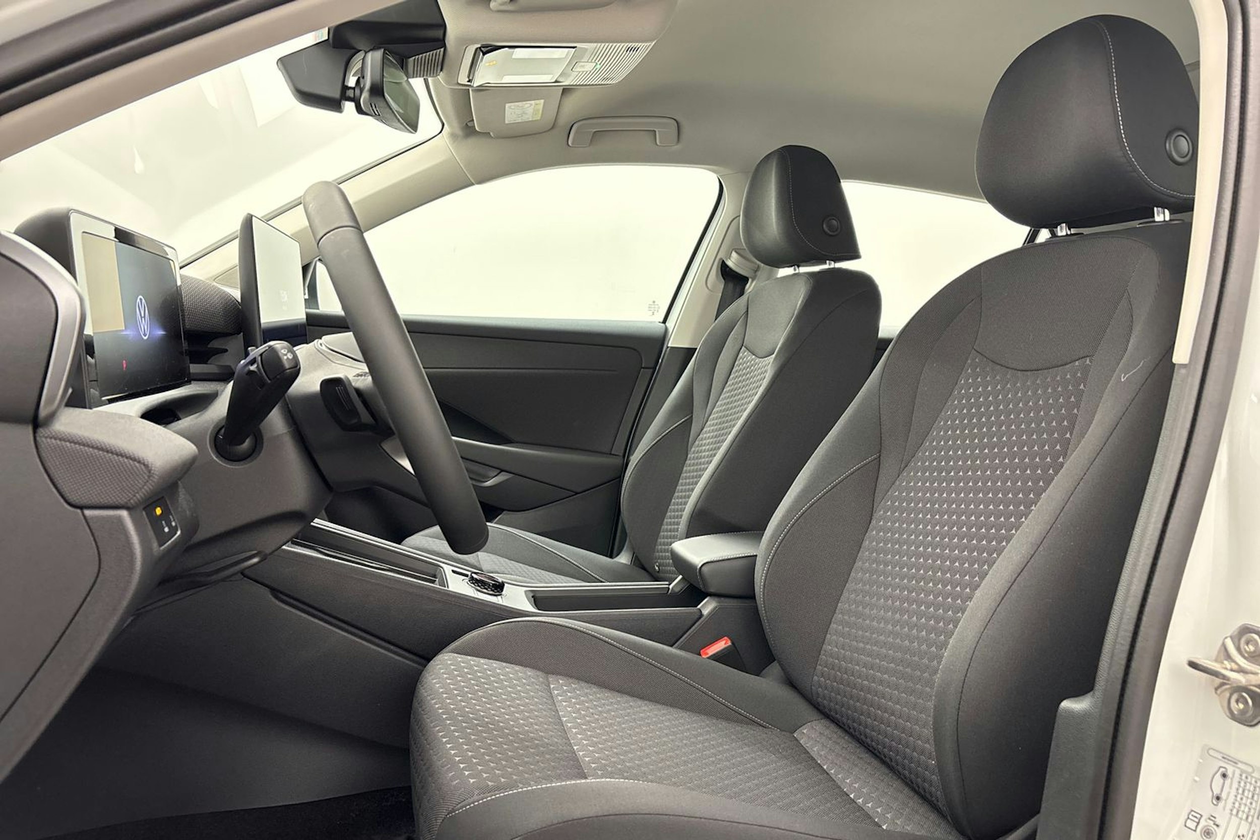 valkoinen Volkswagen T-Roc 2026 kuva 11.