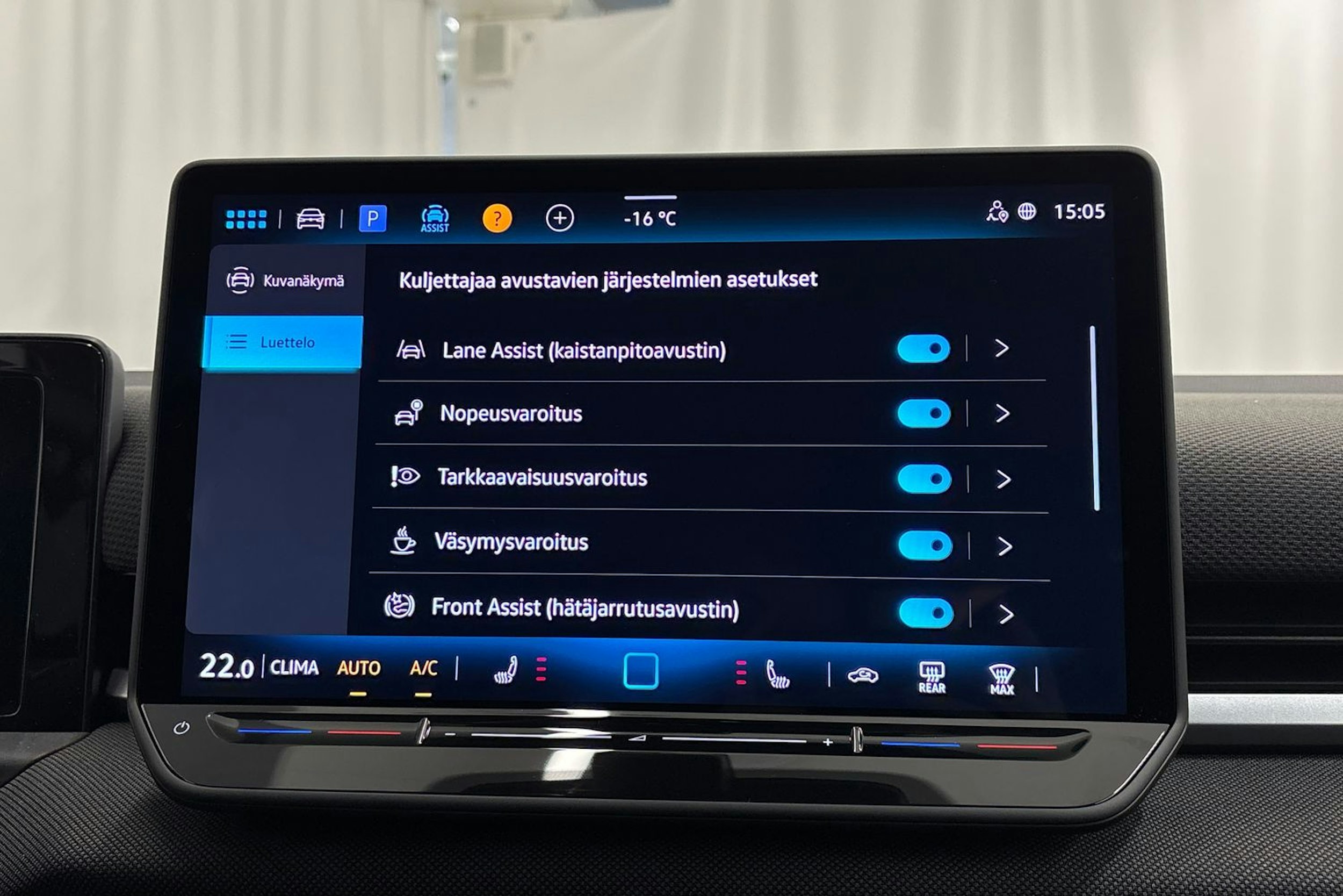 valkoinen Volkswagen T-Roc 2026 kuva 16.