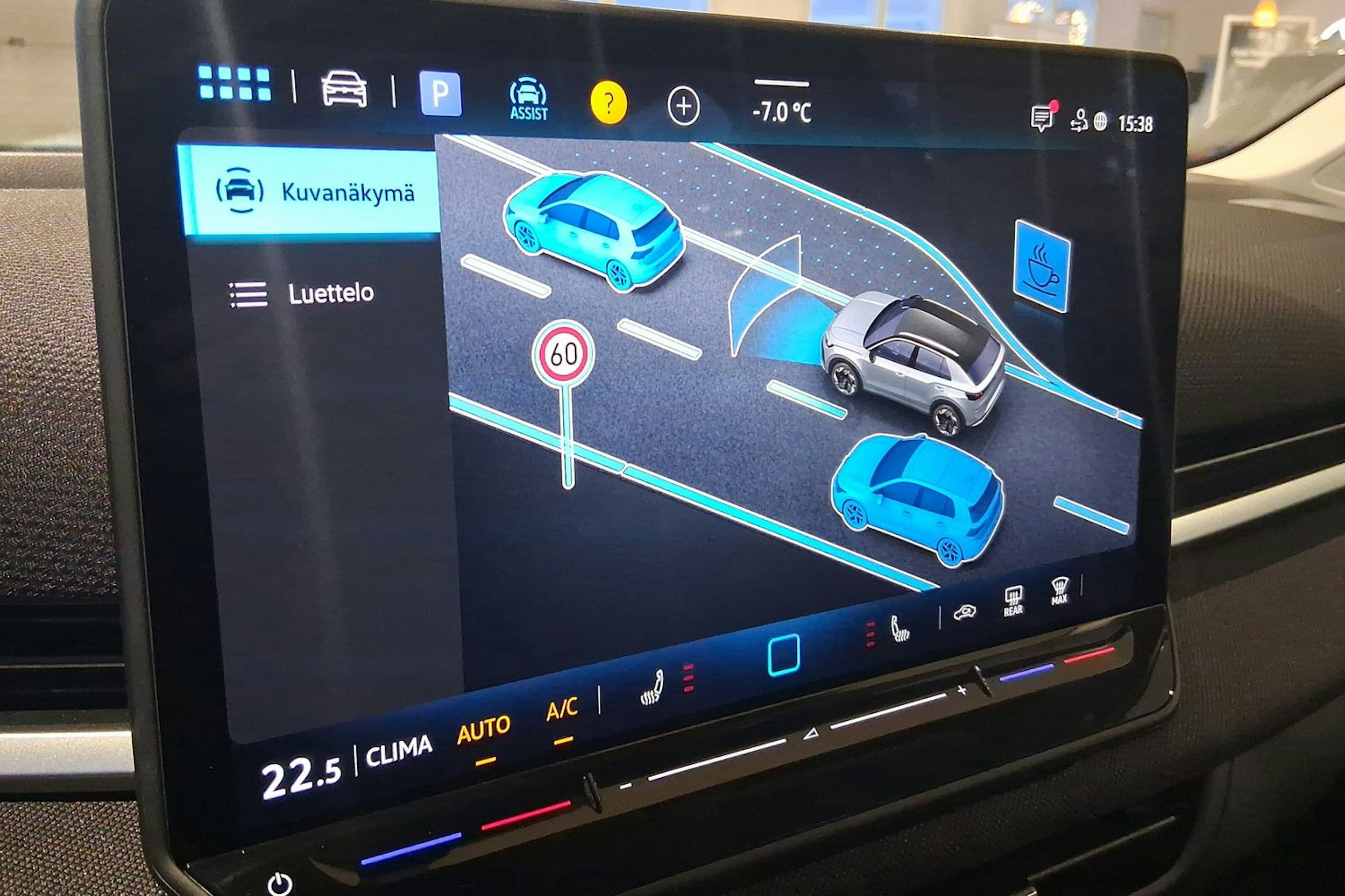 keltainen Volkswagen T-Roc 2026 kuva 15.