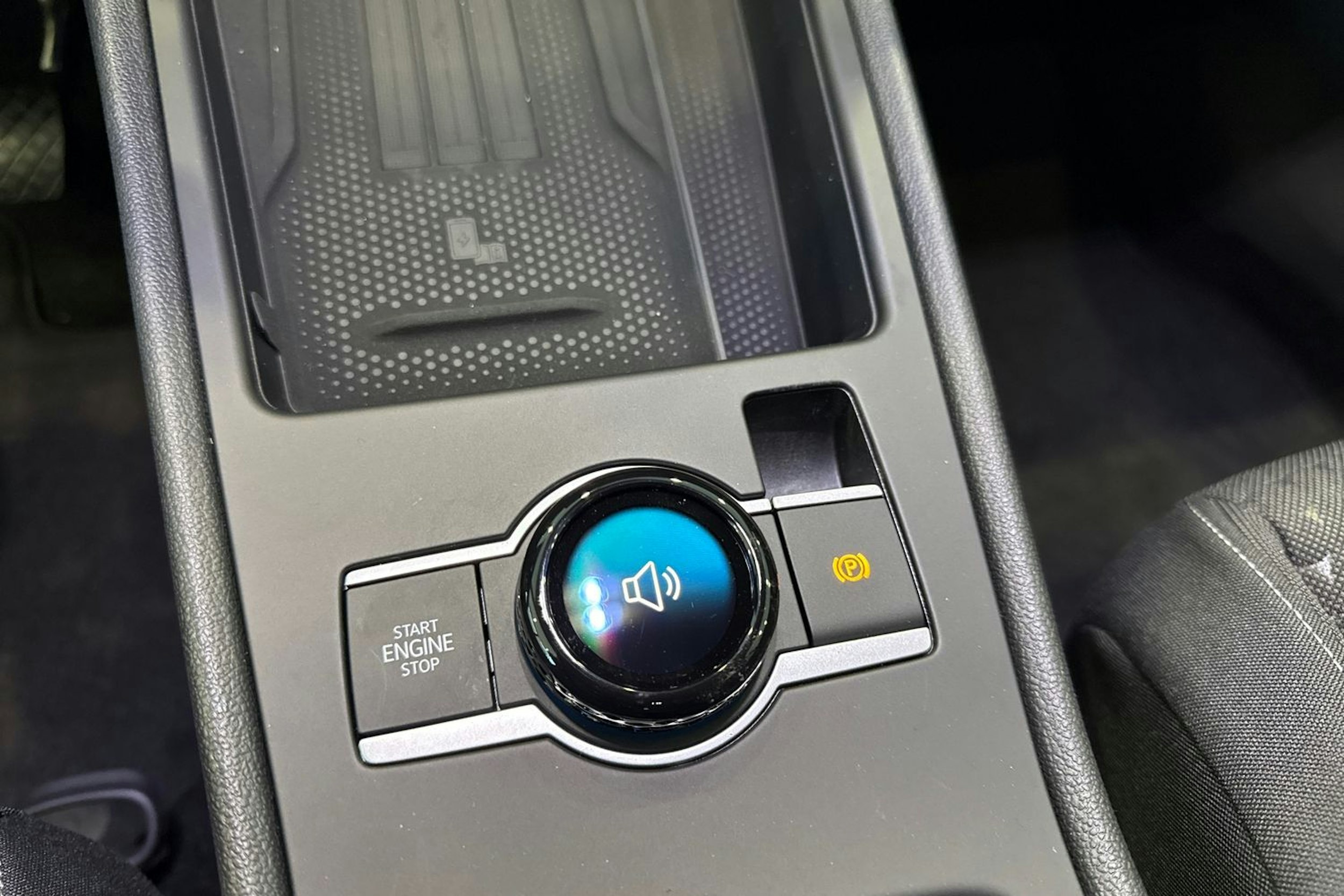 musta Volkswagen T-Roc 2026 kuva 12.