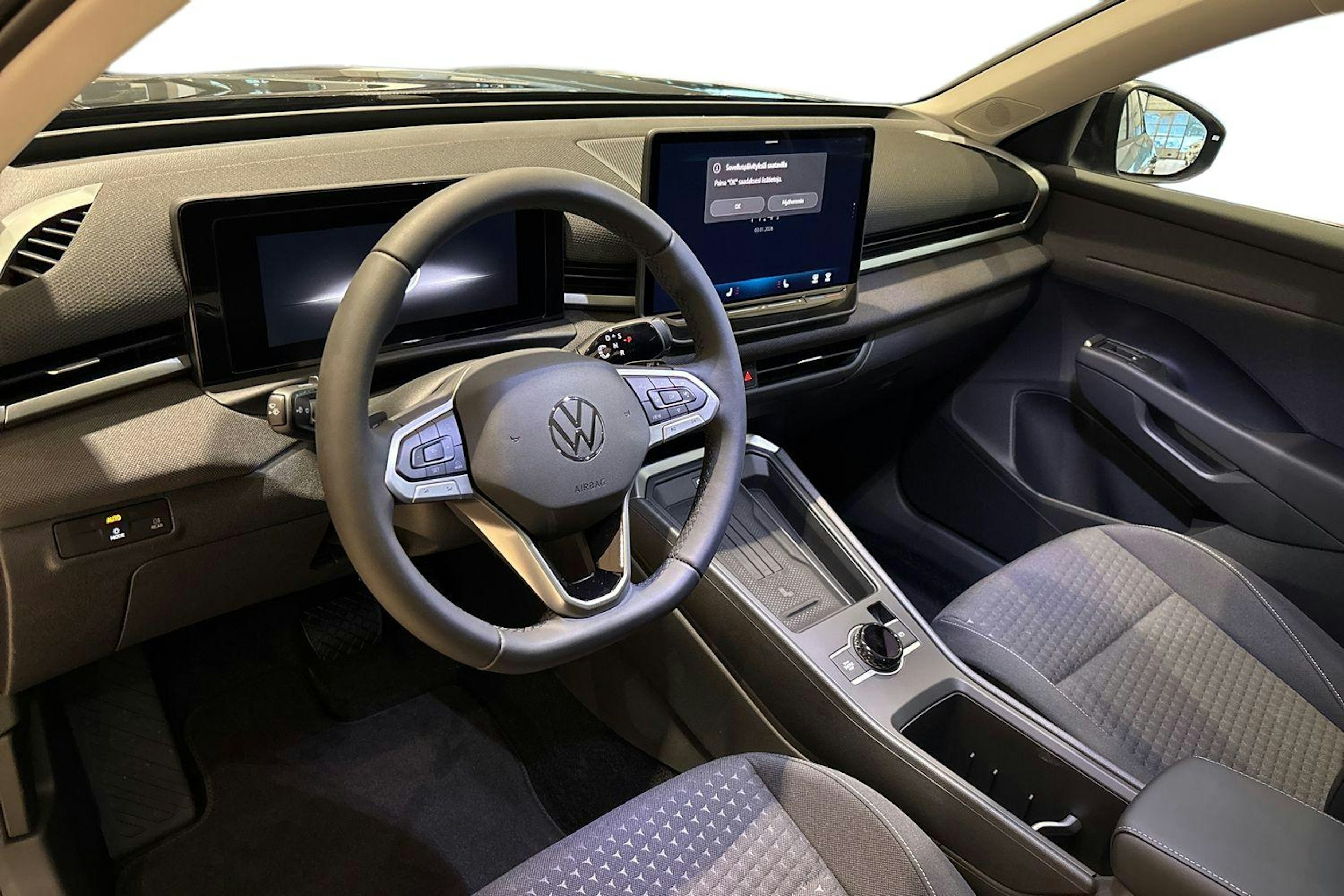 musta Volkswagen T-Roc 2026 kuva 6.