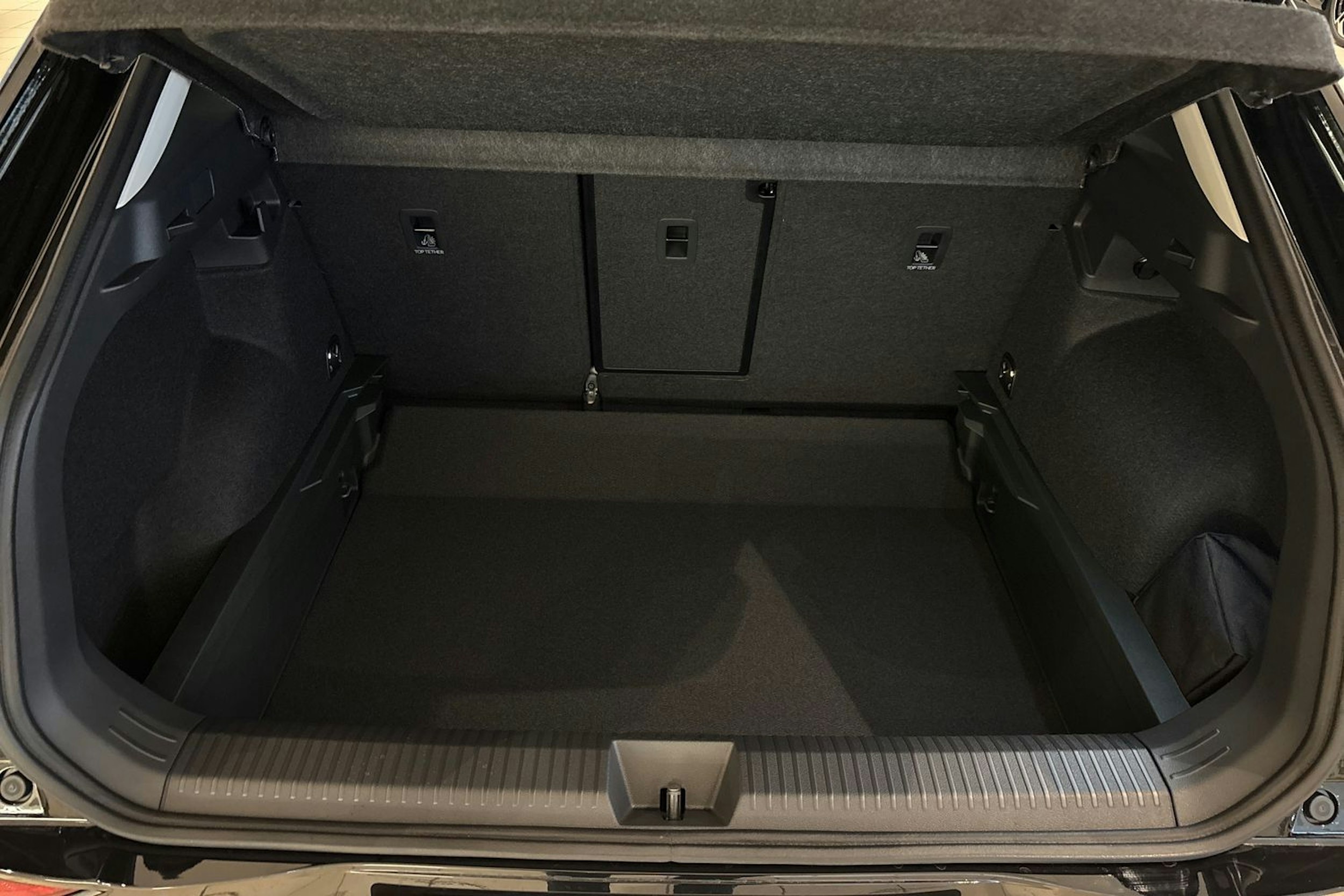 musta Volkswagen T-Roc 2026 kuva 10.