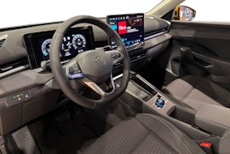 keltainen Volkswagen T-Roc 2026 kuva 6.