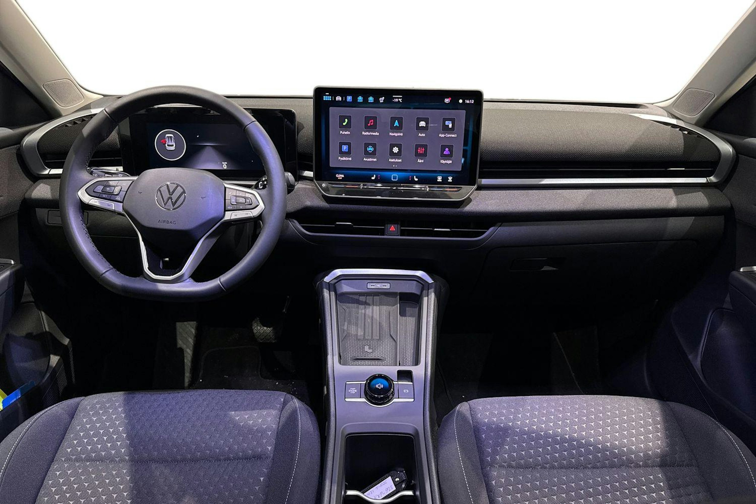 valkoinen Volkswagen T-Roc 2026 kuva 7.