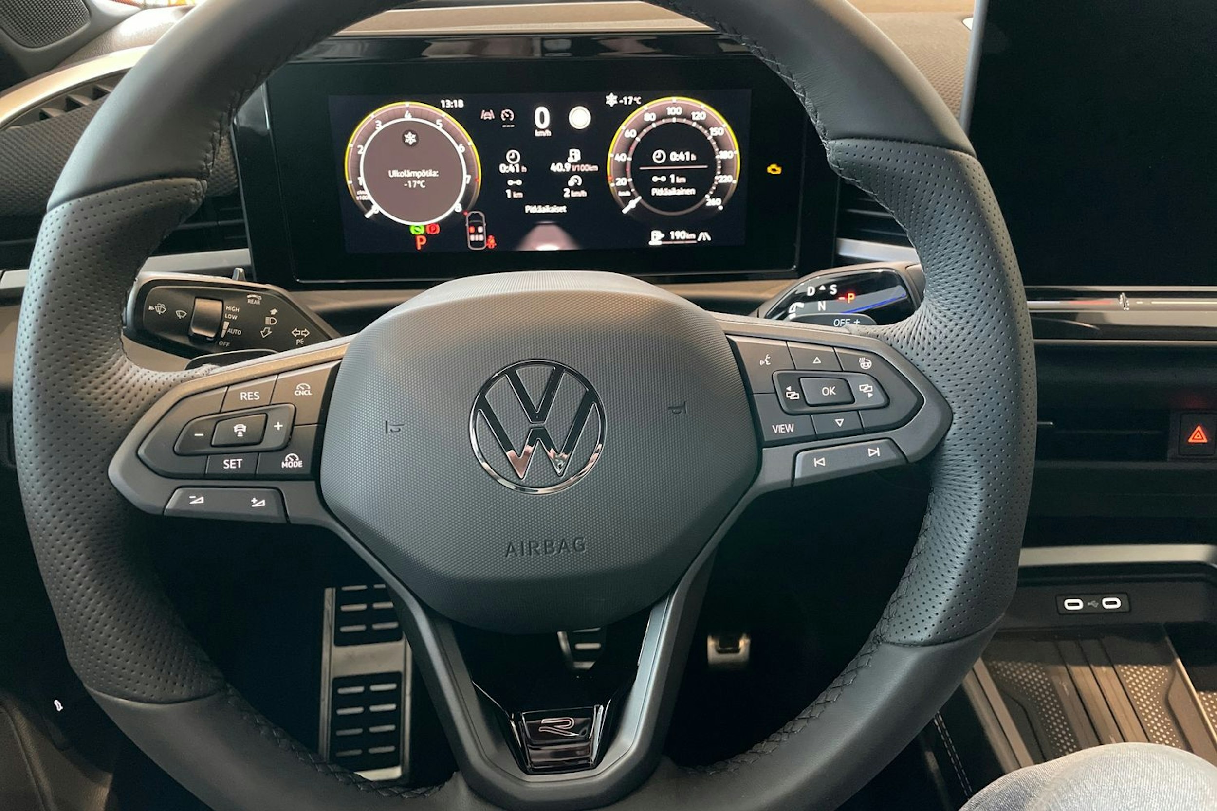 valkoinen Volkswagen T-Roc 2026 kuva 13.