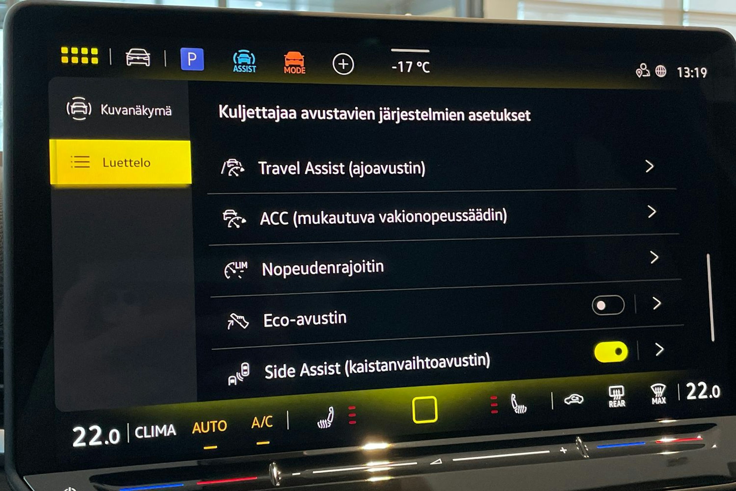 valkoinen Volkswagen T-Roc 2026 kuva 17.