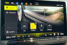 valkoinen Volkswagen T-Roc 2026 kuva 18.