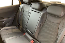 keltainen Volkswagen T-Roc 2026 kuva 8.