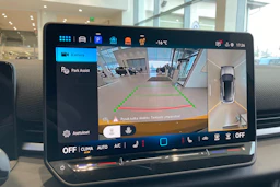 keltainen Volkswagen T-Roc 2026 kuva 17.