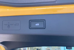 keltainen Volkswagen T-Roc 2026 kuva 20.