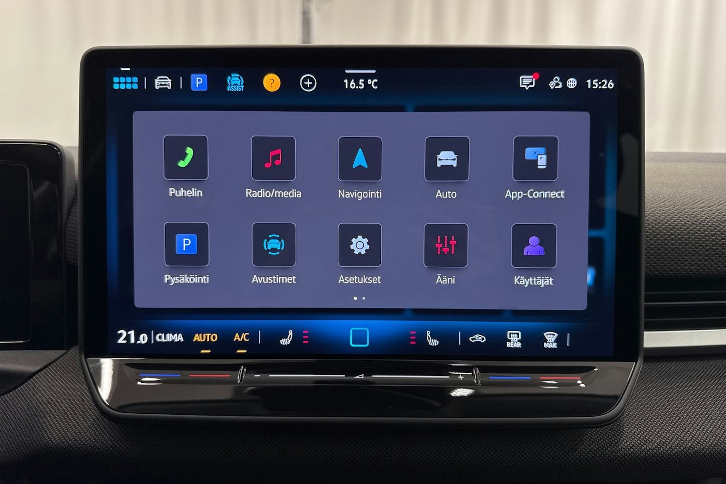 met. musta Volkswagen T-Roc 2026 kuva 20.