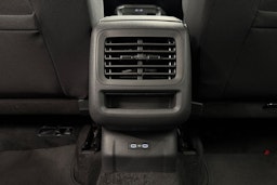 met. musta Volkswagen T-Roc 2026 kuva 25.