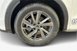 valkoinen Volkswagen T-Roc 2026 kuva 9.