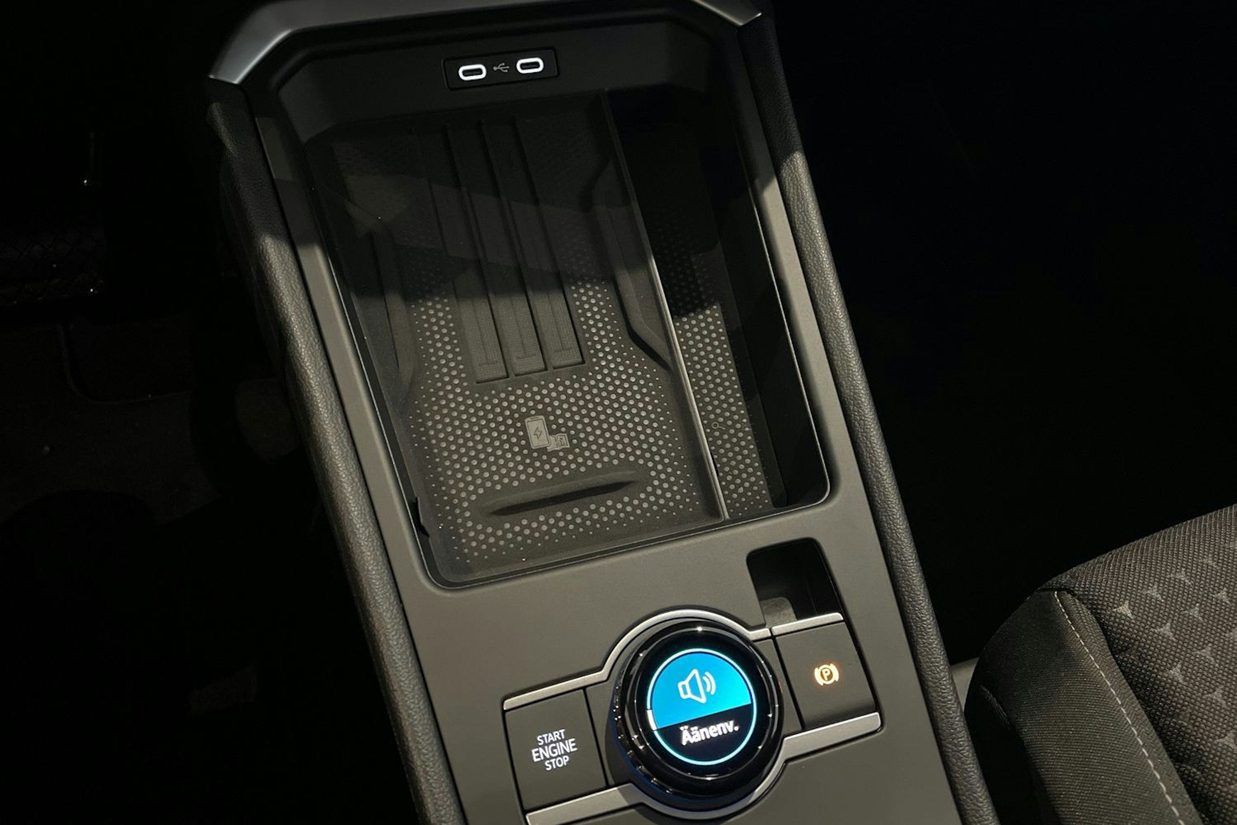 sininen Volkswagen T-Roc 2026 kuva 17.