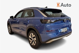 sininen Volkswagen T-Roc 2026 kuva 2.