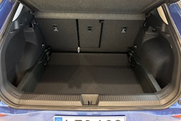 sininen Volkswagen T-Roc 2026 kuva 10.